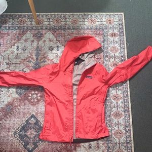 Cute light red Patagonia raincoat